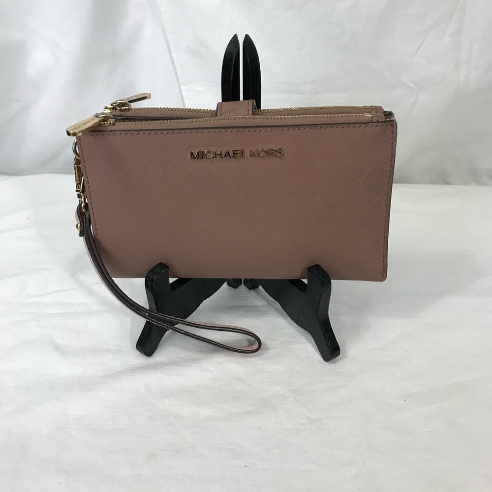 Michael Kors Women's Tan Wristlet